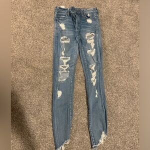 AE Hi-Rise Jeans
